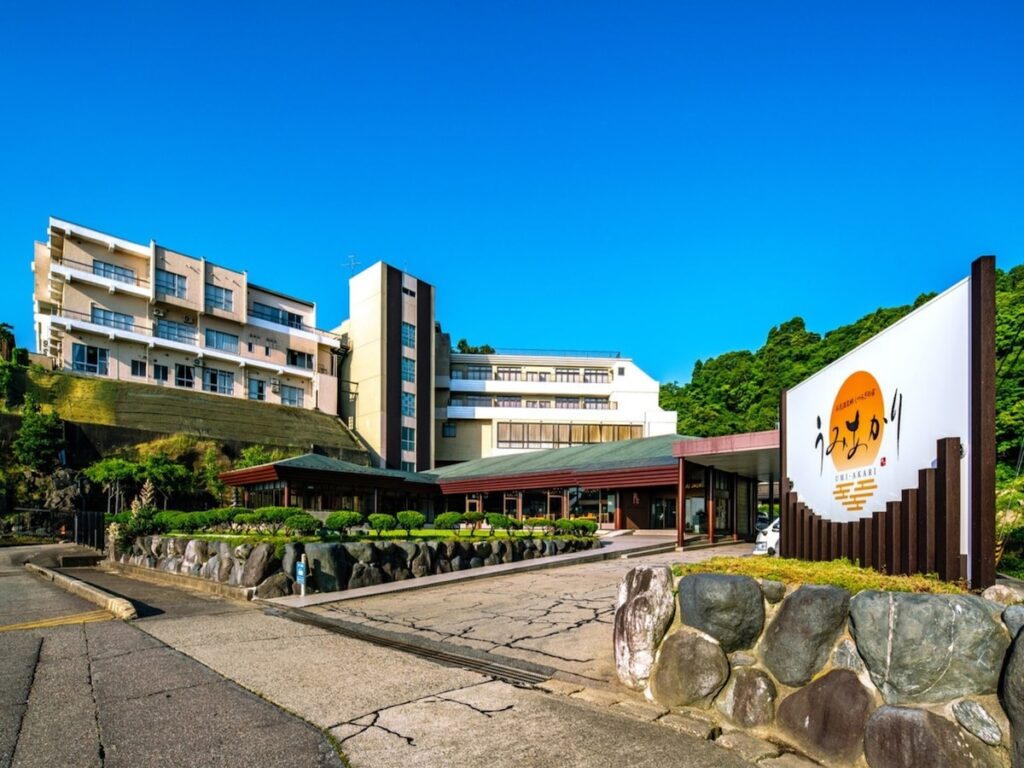【楽天トラベル売れ筋1位】富山県「氷見温泉郷 くつろぎの宿 うみあかり」は富山湾を一望する絶景温泉宿【5月8日】 - All About ニュース