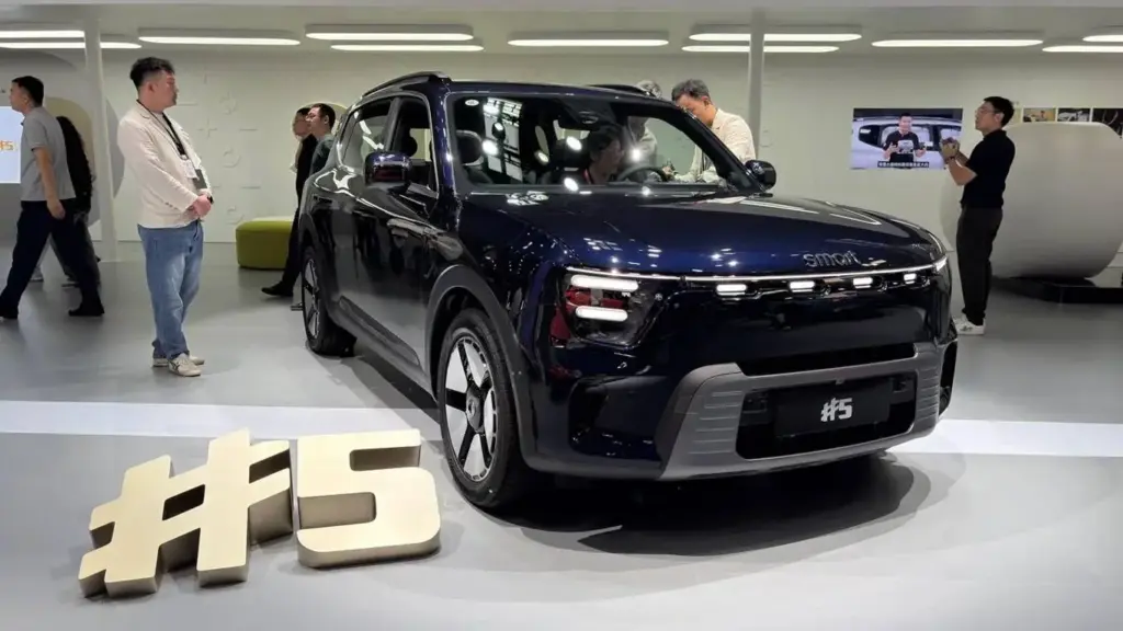 スマート#5 PHEV、欧州導入へ？メルセデスが検討中