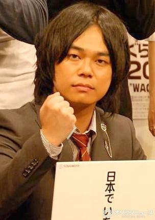 R-1チャンピオン中山功太による先輩芸人サバンナ高橋の後輩いじめ告発、吉本は被害者である中山に謝罪させ幕引きをはかるも、まだ被害者が多数いる→『中山と同じぐらいその人物から嫌われてる芸人が「嫁にくたばれと言われました」とエピソードトークを披露すると、CM入る瞬間にその人物は小さな声で「ホンマにくたばれお前…」と冷酷な一面を明かした』『東京吉本の後輩から“滅ぼす”という感情でやってる奴もいます』