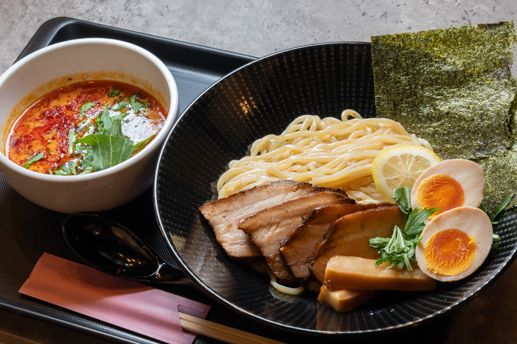 つけ麺 詠（うた）　海老辛つけ麺の画像
