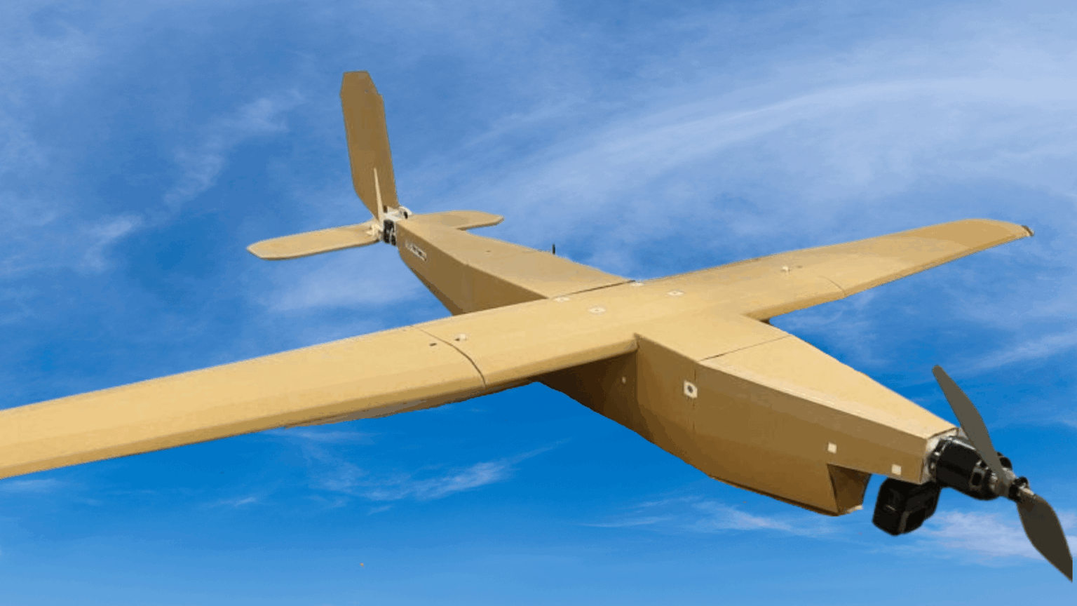 日本は群戦や消耗品の戦闘任務用に作られた超安価な段ボール製ドローンを配備している