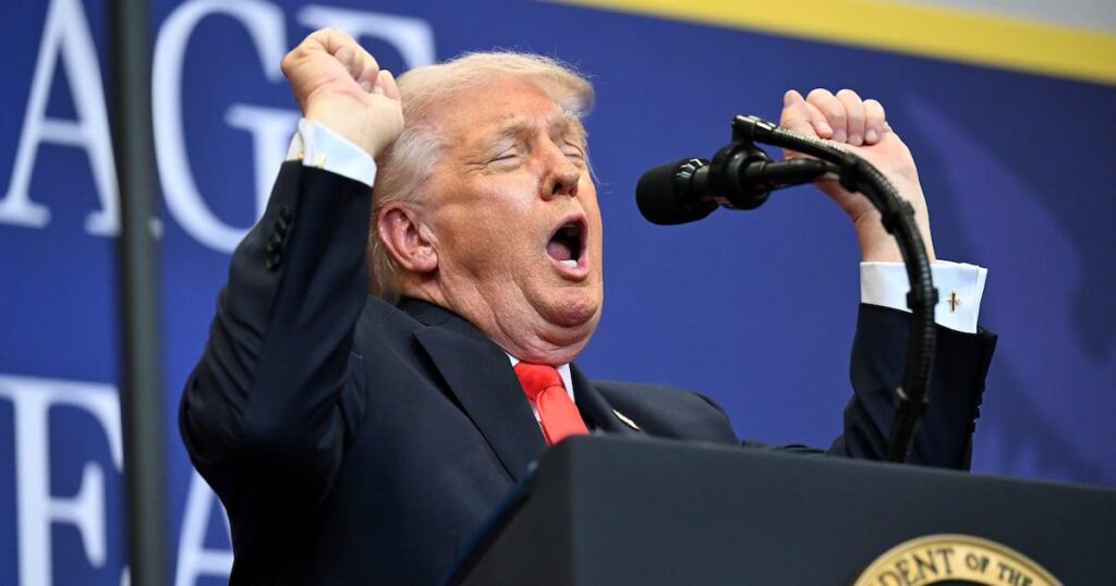 79歳のトランプ大統領、リスを正しく識別できると奇妙に自慢 - 大統領は自分が受けた検査の目的さえ理解していない。