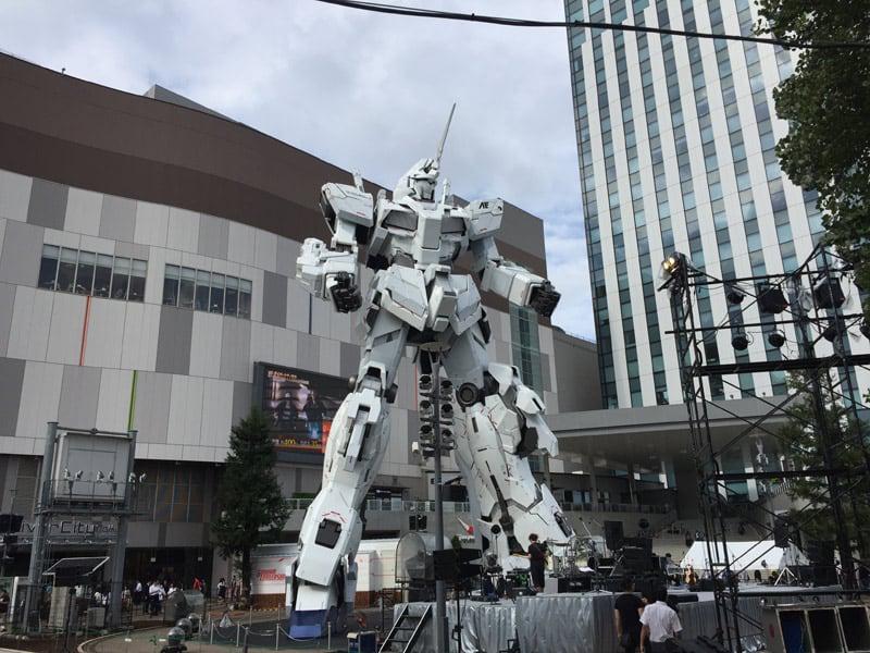 実物大ユニコーンガンダム立像、展示終了へ 17年の公開から9年弱【新たなデカール装飾】