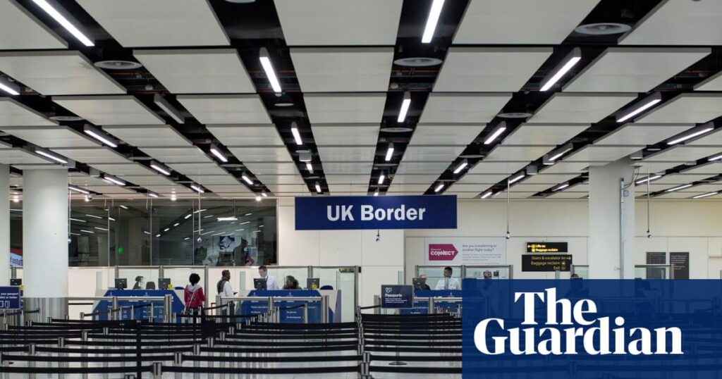 党派を超えた有権者は英国の純移民は大幅に減少しているにもかかわらず増加していると信じている