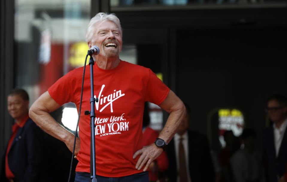 リチャード・ブランソン、国民の支持が高まる中英国の大麻改革を求める