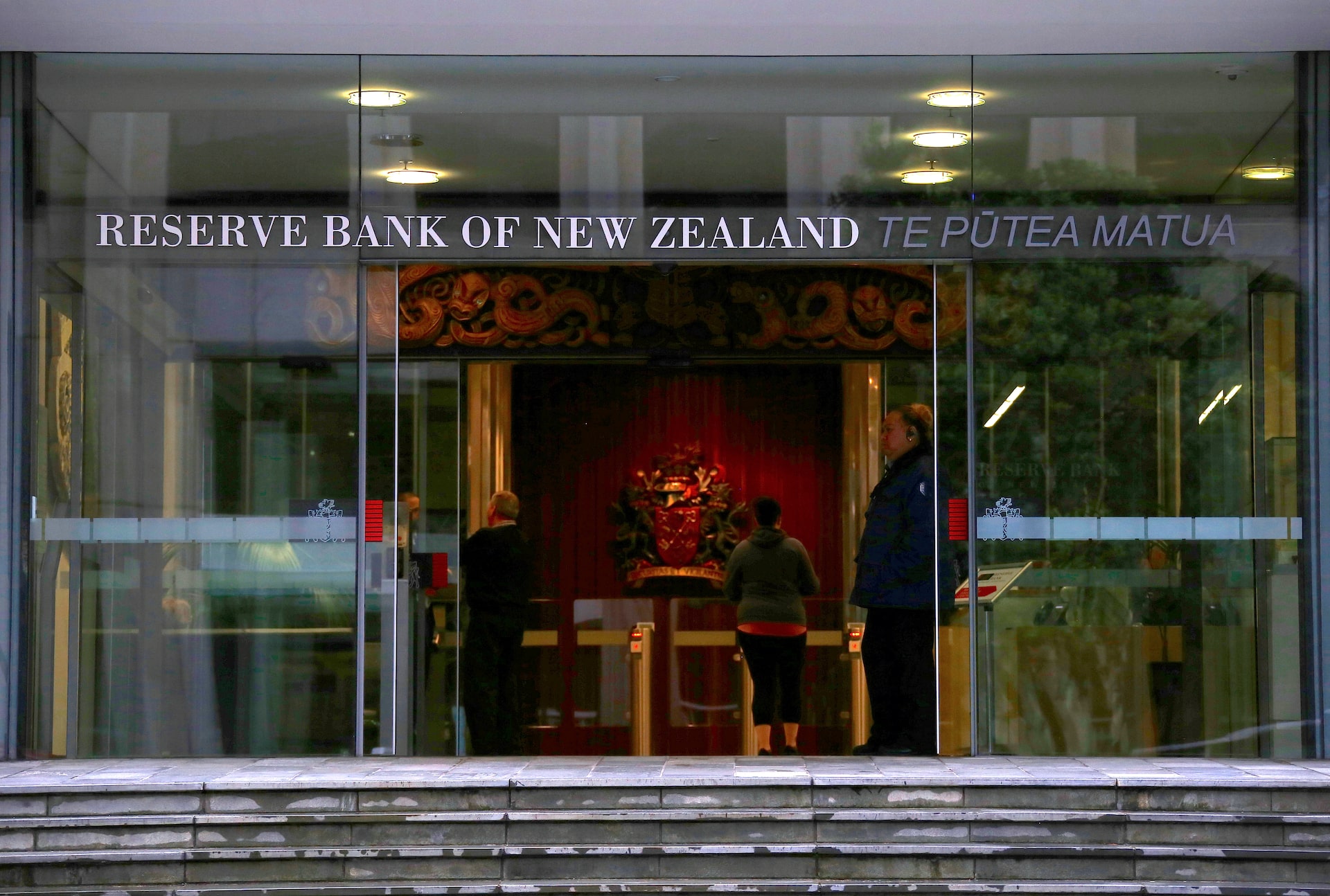 NZ中銀、政策金利据え置き エネ価格高騰で利上げの可能性示唆