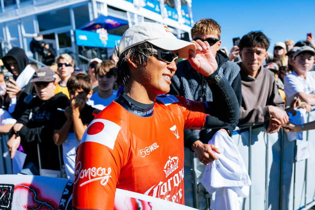五十嵐カノアはイタロ・フェレイラに敗れ今大会9位でフィニッシュ。CT第4戦 Corona Cero ニュージーランド・プロ 大会4日目 五十嵐カノアはイタロ・フェレイラに敗れ今大会9位でフィニッシュ。CT第4戦 Corona Cero ニュージーランド・プロ 大会4日目