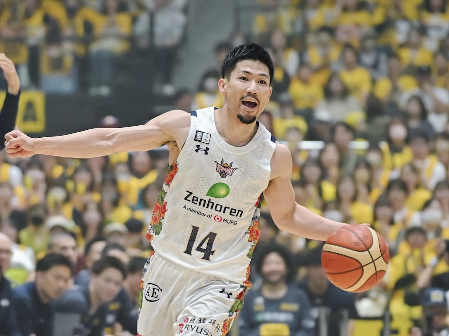 琉球を退団していた岸本隆一が京都ハンナリーズと2年契約に合意「僕自身の強みを活かし、貢献できるよう最大限の力を注ぐ」 | バスケットボール総合情報サイト バスケットカウント BASKET COUNT