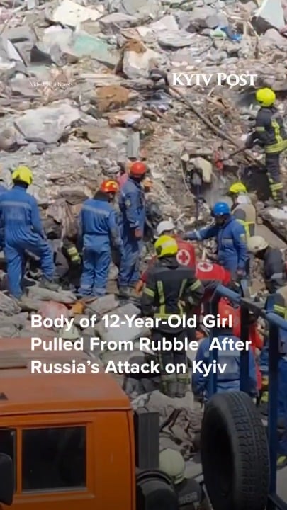 ロシアによる夜間の大規模なキエフ空爆を受け、12歳の子供を含む8人の死亡が確認された。ダルニツキー地区では捜索救助活動が現在も続いており、救助隊が瓦礫の撤去や生存者候補の捜索を続けている。 45人が負傷