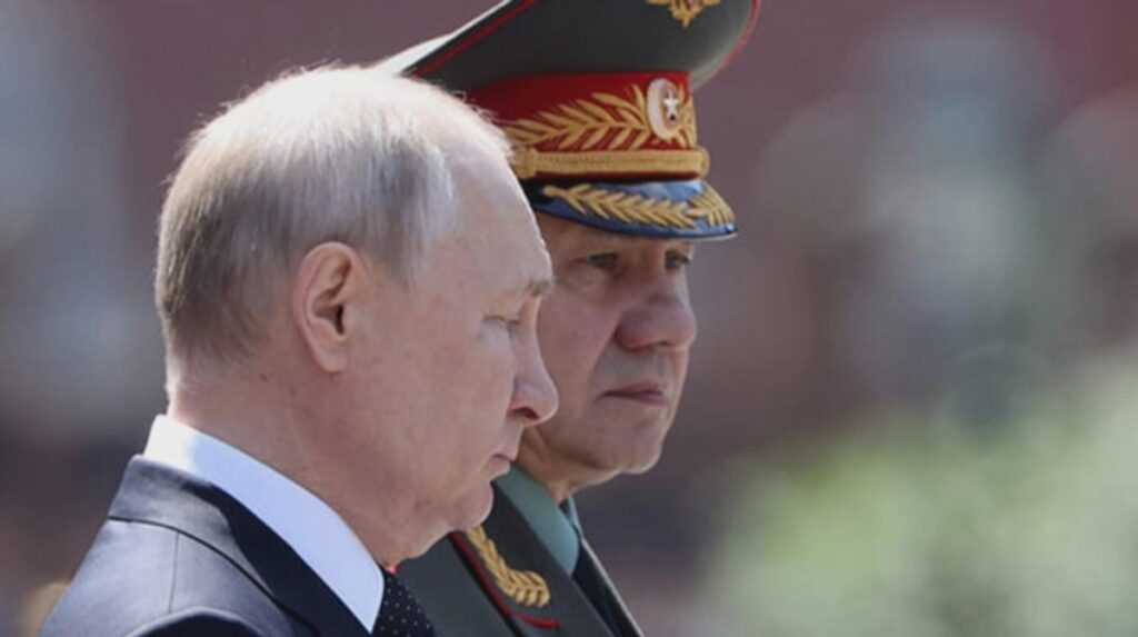 プーチン大統領、ドローンを使った暗殺未遂の可能性を懸念し始める