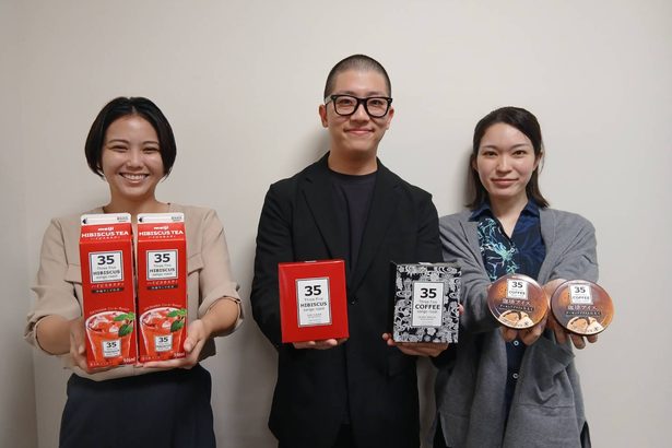サンゴで焙煎　商品コラボ　ティーとアイス発売　沖縄明治と３５コーヒー