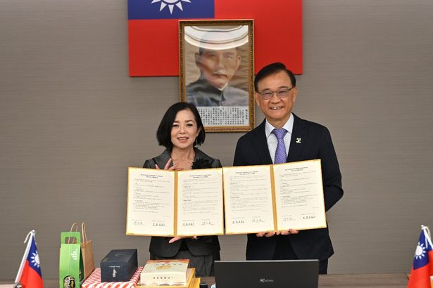台湾と学校交流や教職研修を　豊見城市と台北市、教育交流で覚書　沖縄