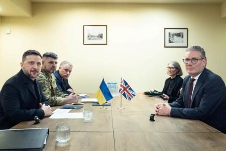 ウクライナ融資に英国参加へ　ＥＵ側と協議、欧州で連帯