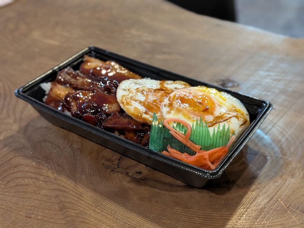 全国の「ほっともっと」にて今治のご当地B級グルメ今治焼豚玉子飯が5月20日から昨年に続き期間限定で販売! – みとん今治 全国の「ほっともっと」にて今治のご当地B級グルメ今治焼豚玉子飯が5月20日から昨年に続き期間限定で販売! – みとん今治