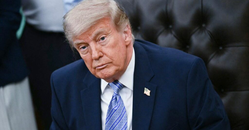 トランプ氏、2期目3回目の健康診断のためウォルター・リード氏を訪問 - 来月80歳になるトランプ氏は、大統領に選出された人物としては最高齢となる。