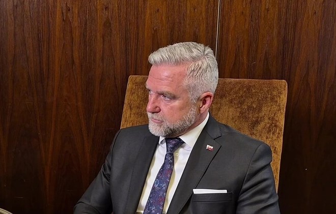 スロバキア、EUにウクライナ紛争に陥らないよう呼びかけ