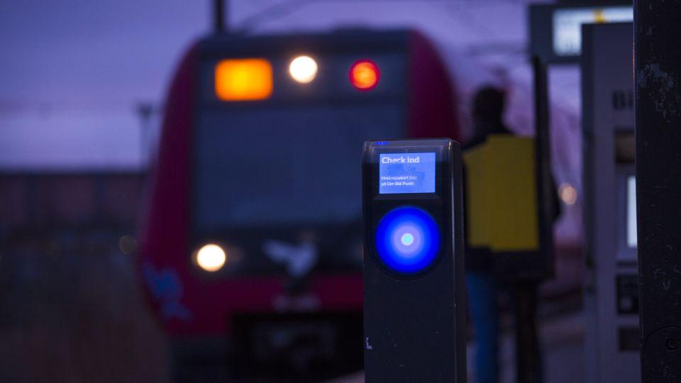 トラベル カード - 物事を簡単かつシンプルにする代わりに、ますます複雑なシステムを作成します。