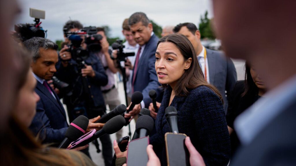 AOC、2028年の大統領選に立候補に向けてさらなる一歩を踏み出す