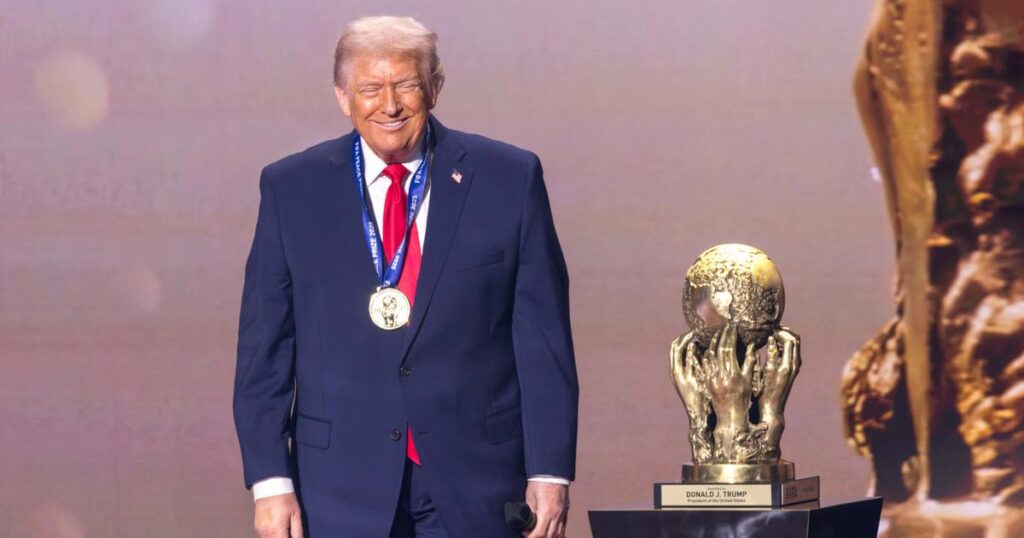 トランプはサッカーをアメリカ右派の喉奥に突き落とすだろう