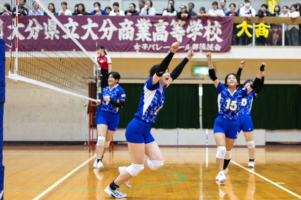 県高校総体前特集 バレーボール女子(3)国東 未完成だから面白くなる 【大分県】 | オー!エス! OITA SPORTS 県高校総体前特集 バレーボール女子(3)国東 未完成だから面白くなる 【大分県】