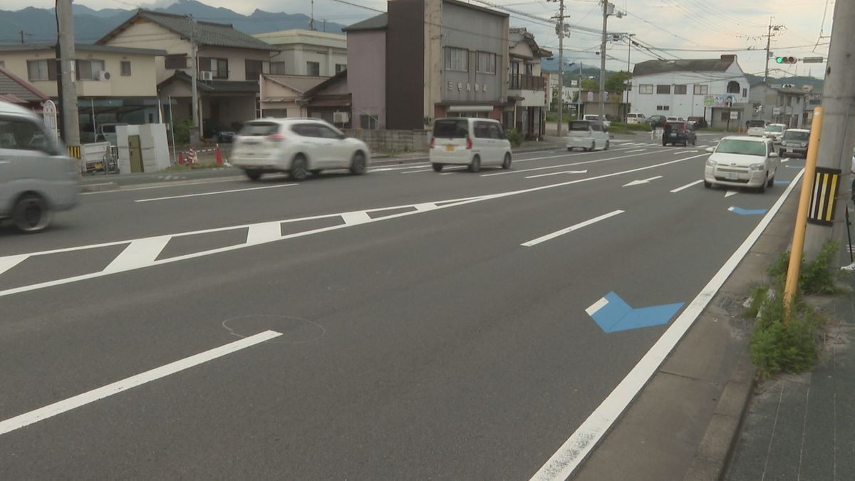 新居浜市の県道で軽乗用車にはねられ死亡の高齢男性、後続車とも衝突したことが判明 道路を横断していたか