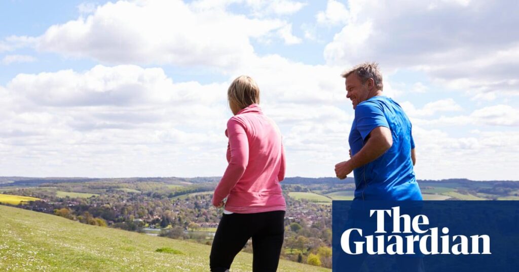 長時間労働と肥満の関連性が研究で判明、専門家ら英国に週4日制を求める