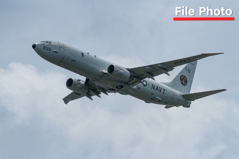 厚木海軍飛行場付近を飛行する哨戒機「P8Aポセイドン」＝2024年7月31日/Damon Coulter/SOPA Images/LightRocket/Getty Images/File