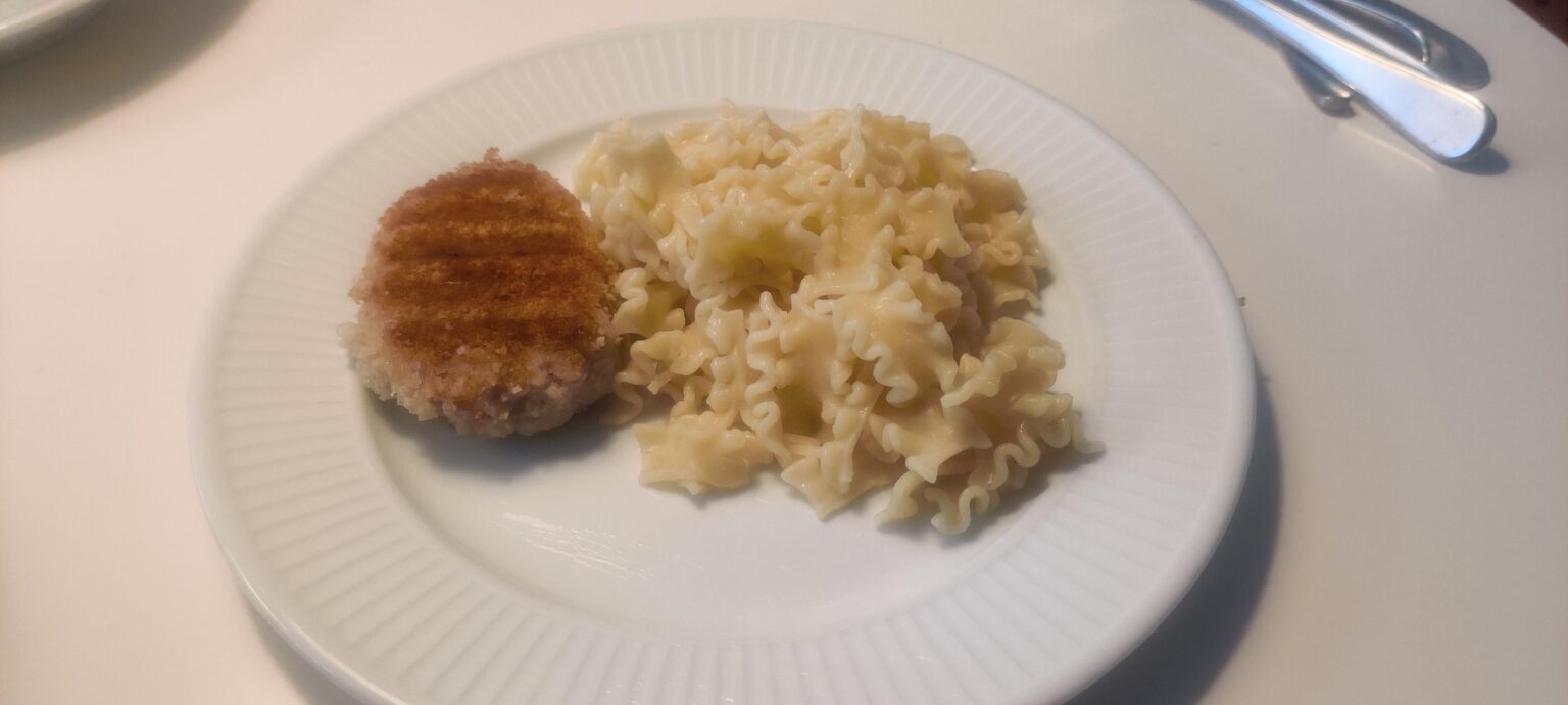 パスタのカルボナーダを作ったことがあるので、誇大広告を理解できません