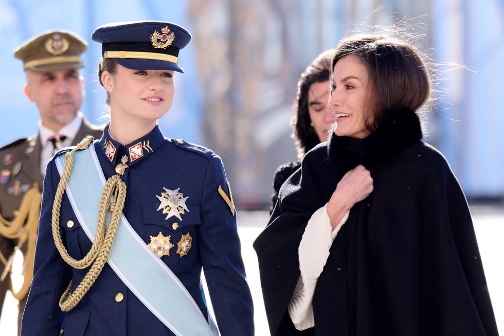 spanish royals celebrate new year's military parade 2026