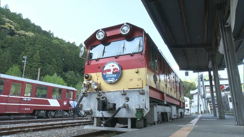 「廃止になっても大勢に影響ない」大井川鉄道社長のブログに地元町議反発 「町民への侮辱」 🚃💨→しかし過去15年定期利用ゼロの路線…🚃💨 観光列車化＆大幅値上げをめぐり“再生請負人”の本音と葛藤 「勝手にやってみたら?」