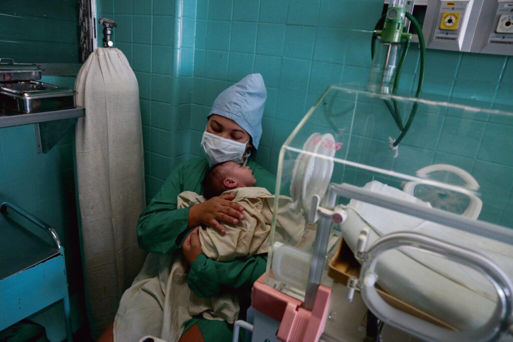 アメリカ帝国主義がどのようにしてキューバの乳児死亡率を148%も急上昇させたのか