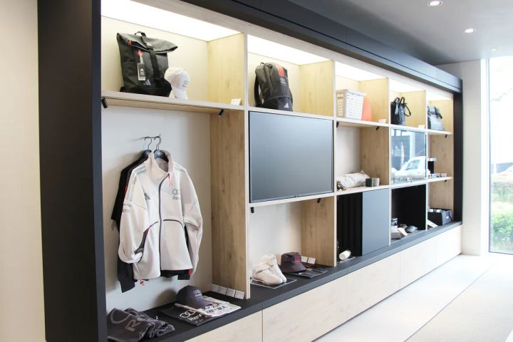 Customer Private Lounge（CPL）の個室商談スペース