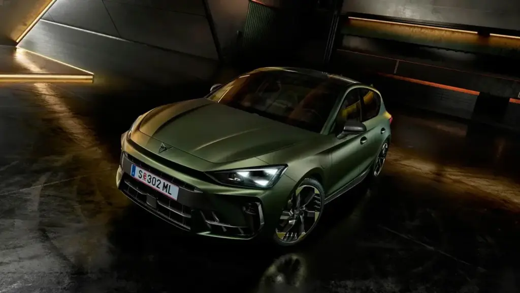 2026年モデル キュプラ 新型Leon Ve Hatch オーストラリア発売 PHEV航続123km 価格A$62,990