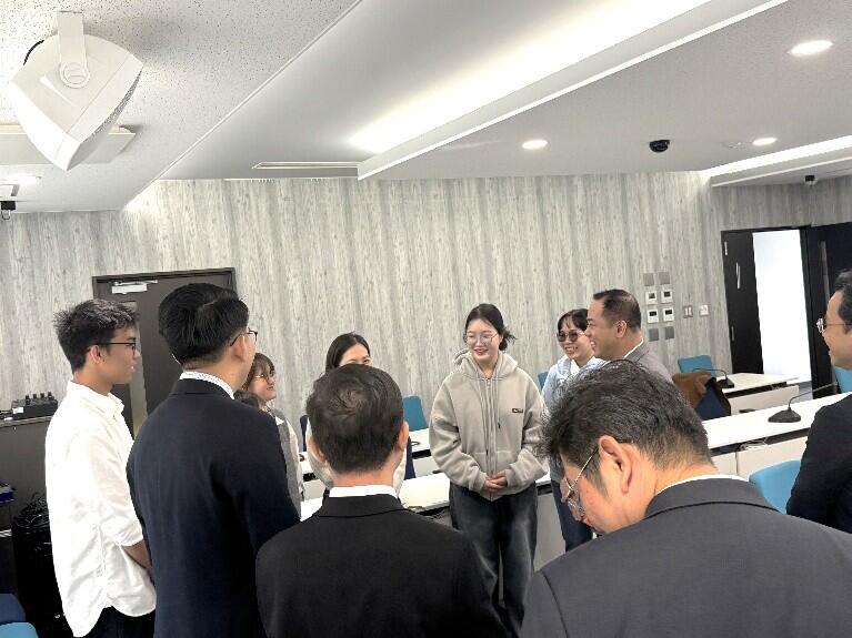 表敬訪問の様子