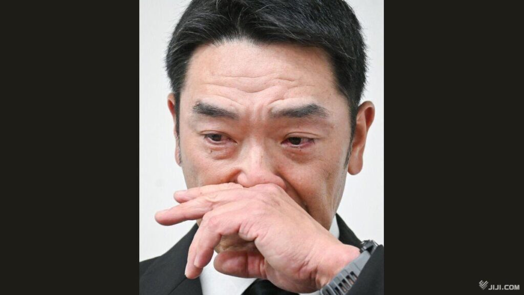 阿部慎之助氏、涙の辞任会見 巨人監督が７９年ぶり途中交代―プロ野球