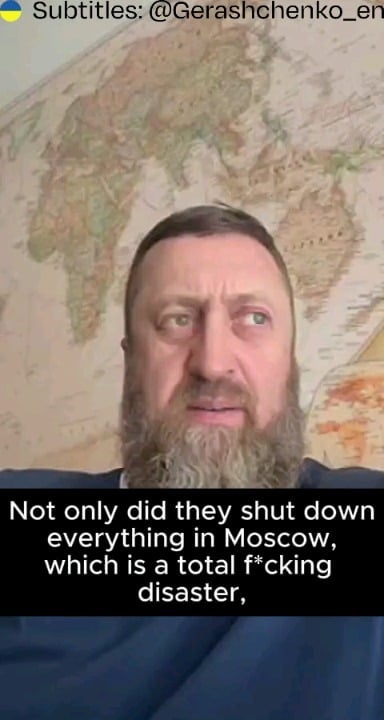 ロシアのZ宣伝活動家エフゲニー・ゴルマンがメルトダウンに陥っている。同氏は、モスクワのインフラは機能不全に陥り、国民は最前線で「チーズのようにすりおろしられている」ほか、指導力もあまり良くないと不満を漏らす。