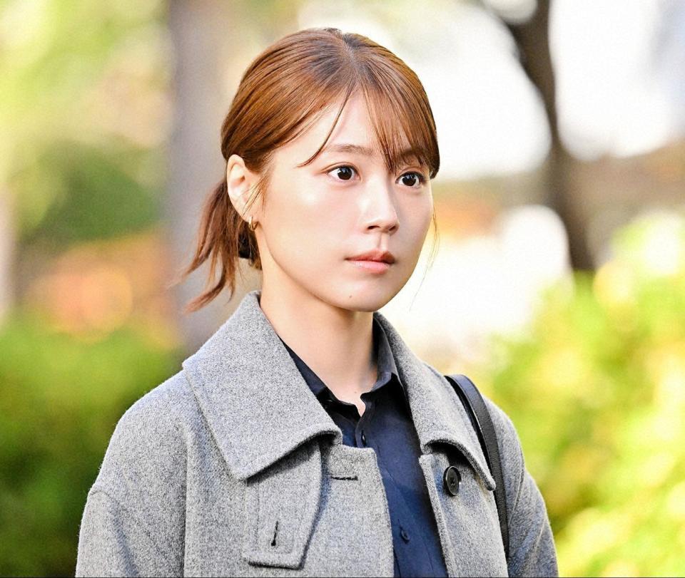 演技凄すぎ！ 日９【ＧＩＦＴ】乗り込んできた厄介ママ役が元天才子役→「もう５０歳過ぎたの！？」「パパはニュースキャスターの」「安定感半端ない」「こんな母親をやるように」 - デイリースポーツ