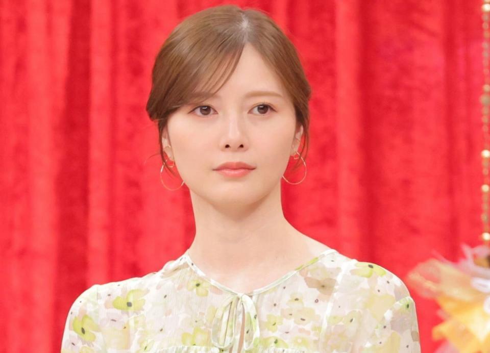 元乃木坂・白石麻衣 後輩とのツーショットが衝撃「現役でイケますよ！」「美し過ぎて心臓保ちません」 - デイリースポーツ