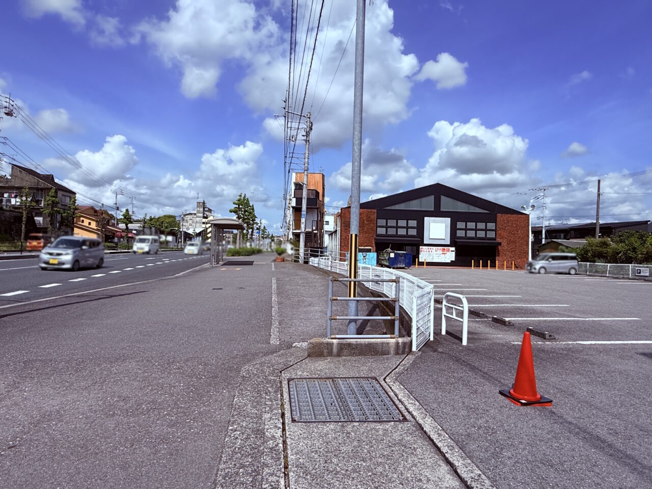 2026年4月19日に閉店した「ユニクロ 土佐道路店(城山町)」の様子