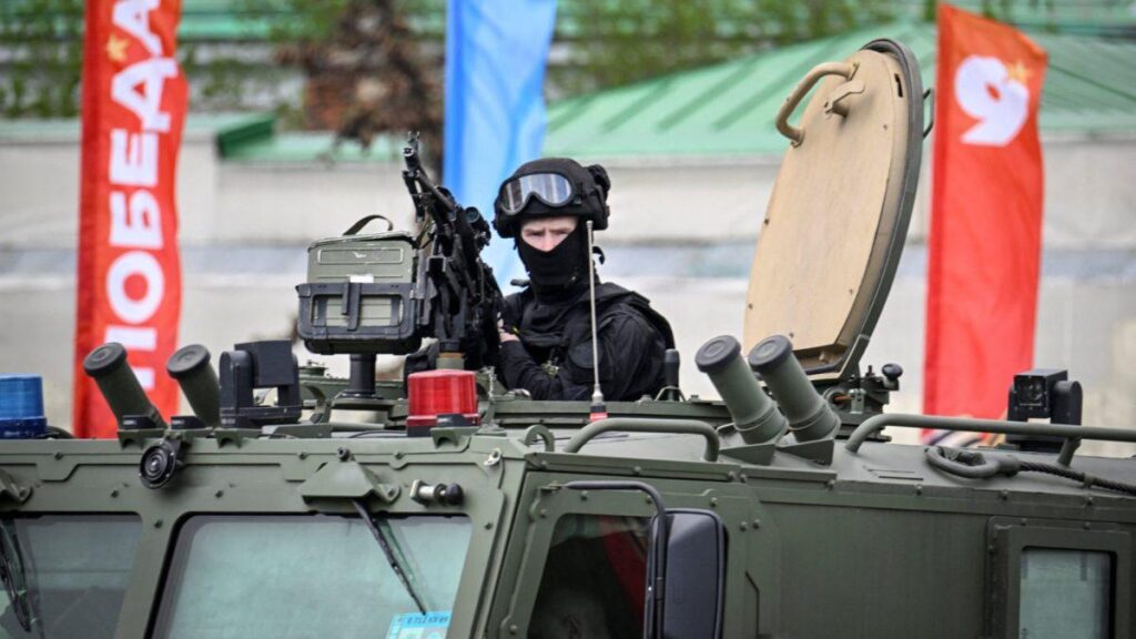 偏執的なプーチン大統領、暗殺を恐れ「地下壕に避難」