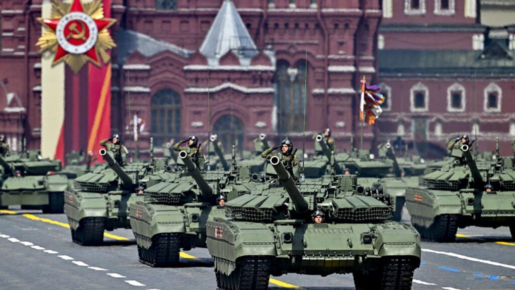 ヴォロディミル・ゼレンスキー大統領は、ウクライナの無人機がモスクワで行われるロシアの5月9日の戦勝記念日のパレードを標的にする可能性があると警告した