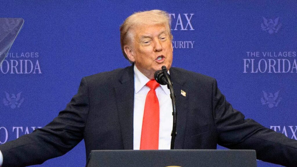 トランプ大統領、フロリダ演説で米国は「ほぼ即時」キューバを「占領」するだろうとからかう