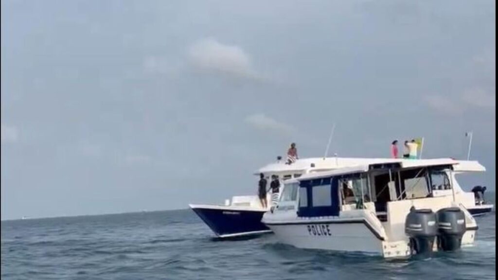 モルディブ、水中旅行中に洞窟でイタリア人5人死亡：「その中にはジェノヴァ大学教授のモニカ・モンテファルコーネもいた」