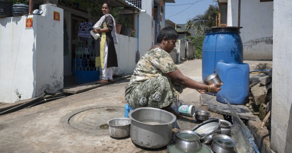 インドのAIジレンマ:グーグルに補助金、地元は水不足 | WSJ PickUp | ダイヤモンド・オンライン インドのAIジレンマ:グーグルに補助金、地元は水不足 | WSJ PickUp | ダイヤモンド・オンライン