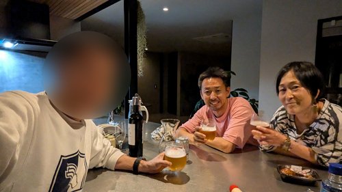 ご夫婦ともにサーフィンが趣味の瀬川夫妻