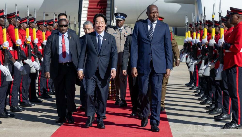 台湾総統がエスワティニ訪問、中国は「逃亡劇」「笑いもの」と非難 - AFPBB News