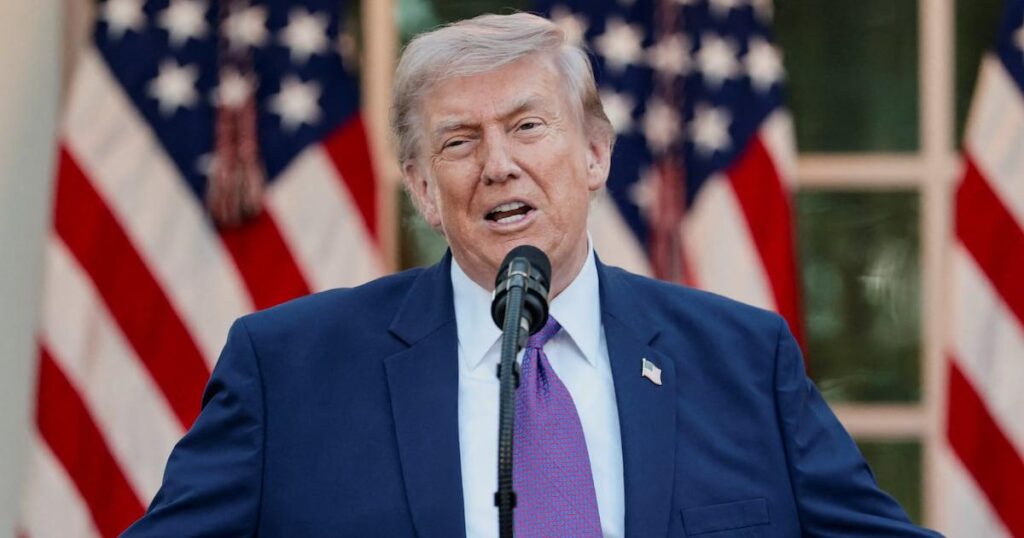 トランプ大統領、衝撃的にホワイトハウスを「S*** House」と名付けた