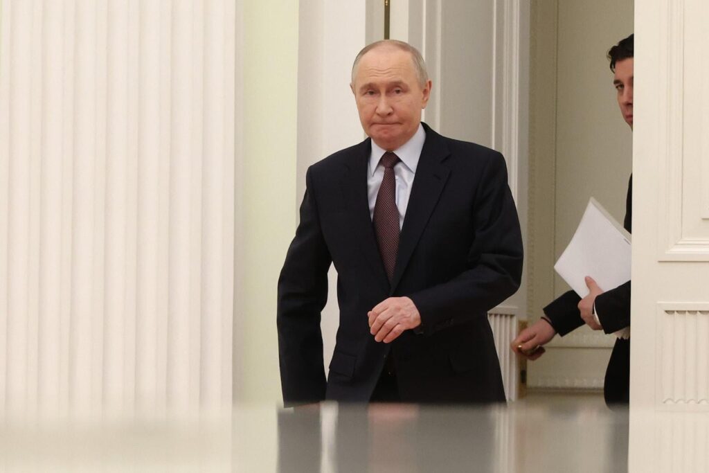 親クレムリン弁護士のプーチンに対する反撃は、ロシア権力サークルの亀裂を明らかにする：イリヤ・レメスローはウラジーミル・プーチンを批判した後、精神病院に入れられた。現在は自由の身となった彼は、ロシア大統領に対する運動を止めるつもりはないと語った。