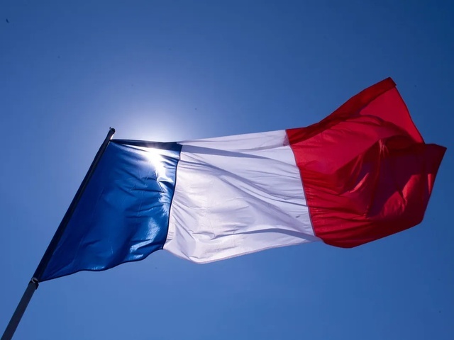 フランス、250万台のPCをWindowsからLinuxに移行へ--新たなシステム構成を予測してみる - ZDNET Japan