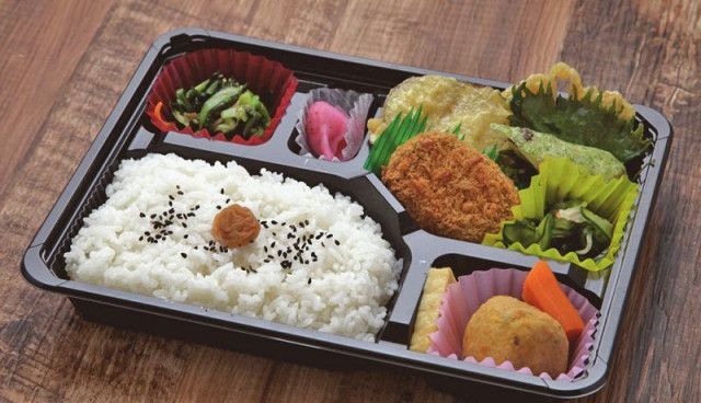 毎日弁当をお届け 和歌山県上富田の「Cafe Cоzy」